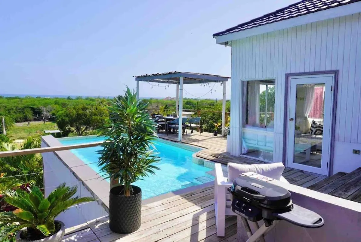 Lush Relaxing Coastline Villa With Private Pool 트레저 비치 자메이카