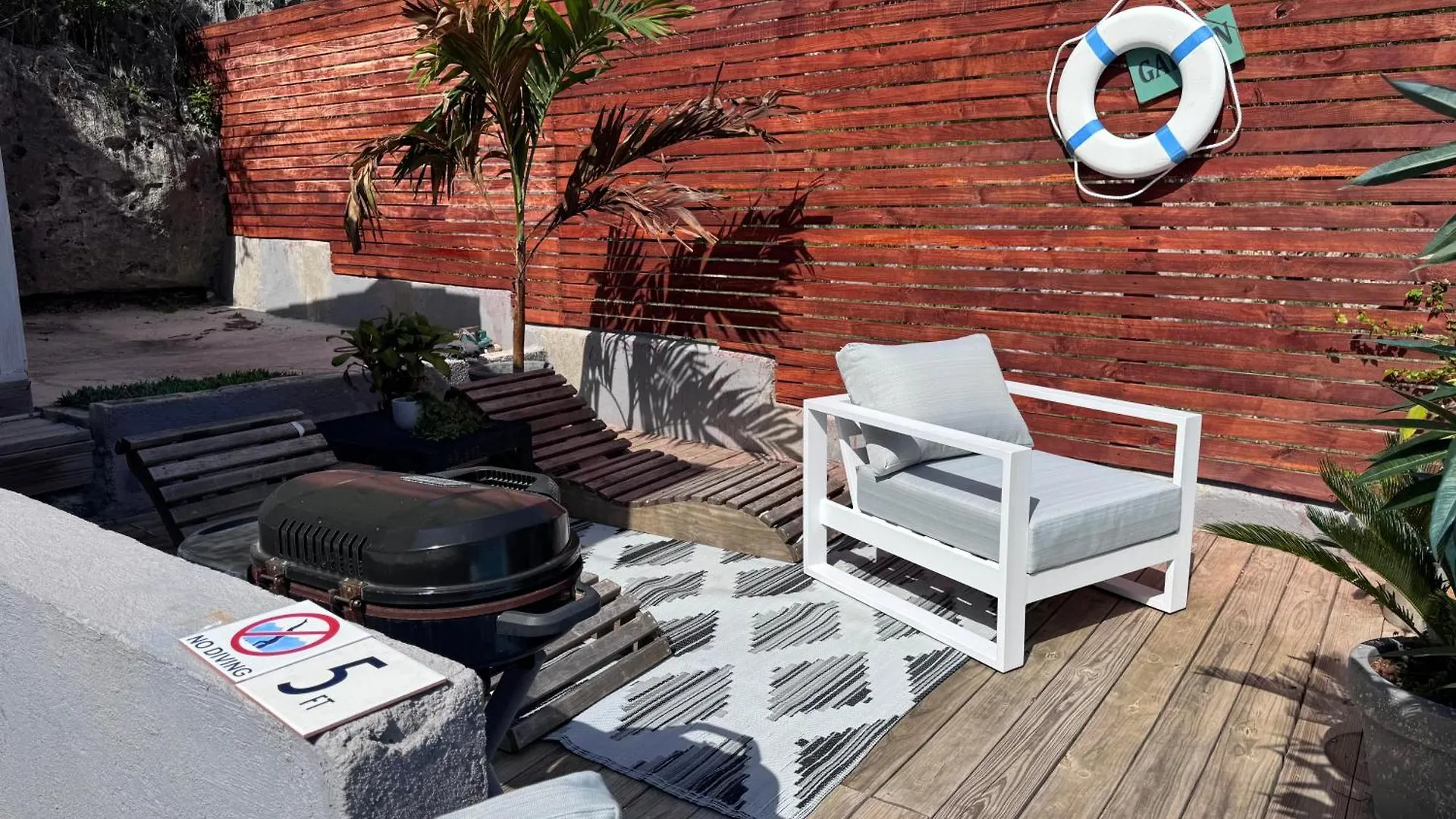Lush Relaxing Coastline Villa With Private Pool 트레저 비치 0*,  자메이카
